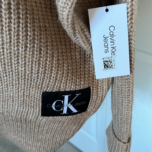 NEW Calvin Klein Jeans Oversized Turtleneck Sweater! - Picture 5 of 5
